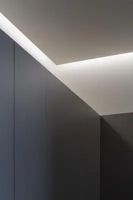 a room with a white ceiling and black walls at Cosy Loft's Valencia in Catarroja