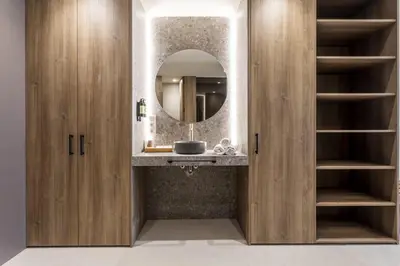 a bathroom with a sink and a mirror at North Station PEN-SUITES in Valencia