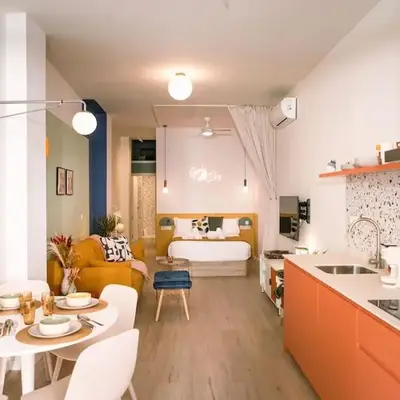 Park Central loft. Ruzzafa.