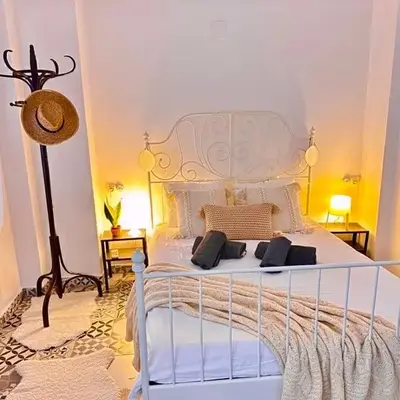 Cozy apartamento en Ruzafa para 2-3 personas con aire acondicionado y salida directa a terraza