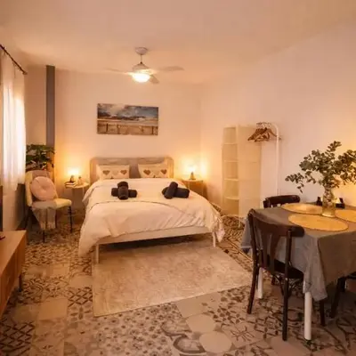 Precioso apartamento con a/a en Ruzafa con terracita privada y acceso a un jardín
