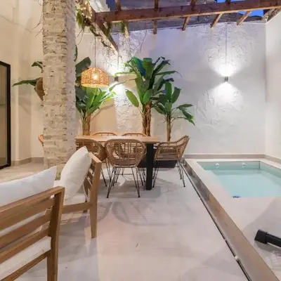 Apartamento con piscina y terraza