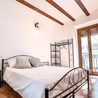 Apartamento con Terraza cerca de la Estación del Nord