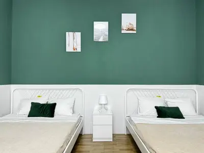 two beds sitting next to each other in a room at Cooperativa 8 in Valencia