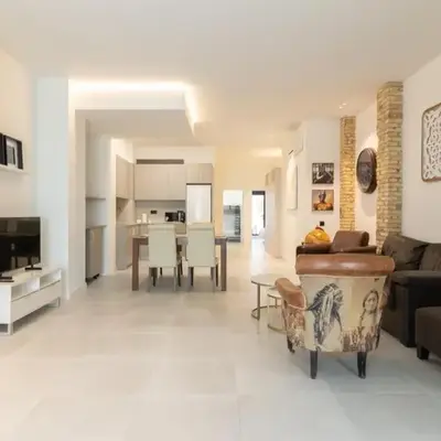 Luxury Apartment City Center