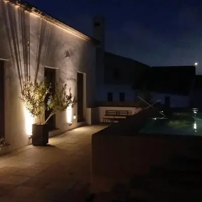 molino rehabilitado con gran terraza y piscina