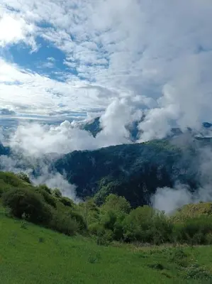 a view of a mountain with clouds in the sky at Gilet senderismo bici parking 20 min Valencia in Gilet