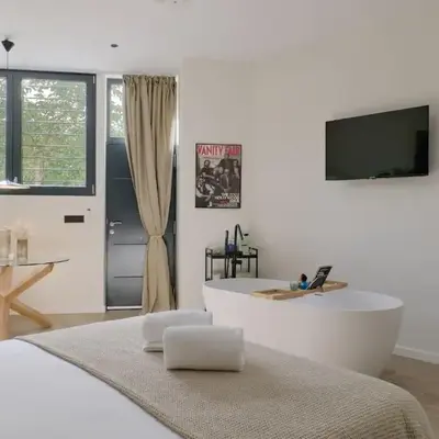 Romantic Apartment N2 Oceanografico Virkin Suites