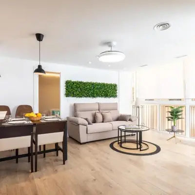 UrbanNest Apartment
