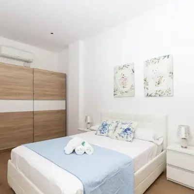 GuestReady - Lovely flat by Valencia University