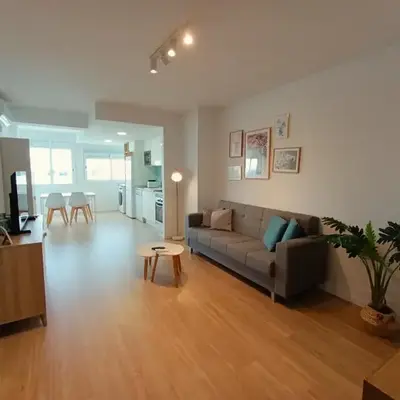 Play-Puig Beach Flat