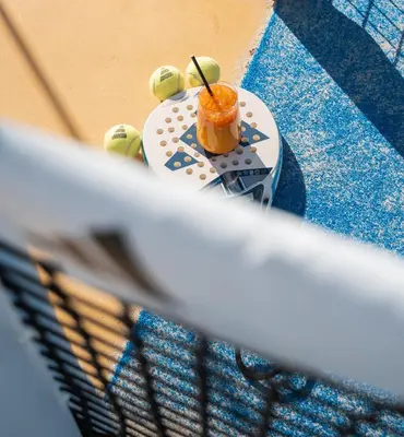 a plate of food with fruit on a table at Calderona Wellness in Bétera
