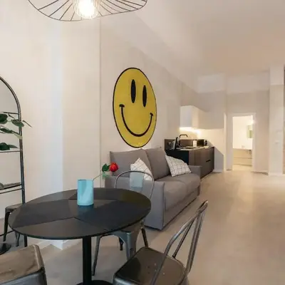 Chic & Cozy Stay in Valencia