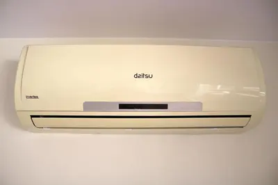 a dkb microwave oven sitting on top of a wall at Vacansis Apartamento Florazar 2, 4 in Cullera