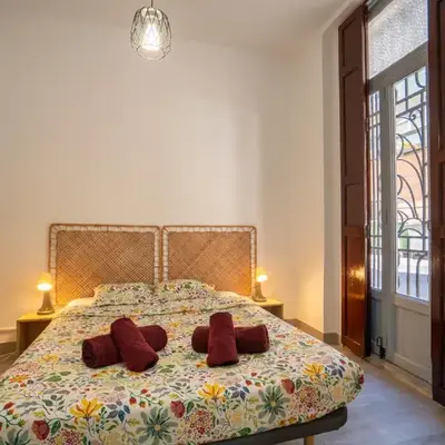 Luminoso Apartamento Familiar y Patio Privado