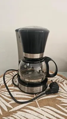 a blender sitting on top of a table at La Casita de Camelia in Valencia
