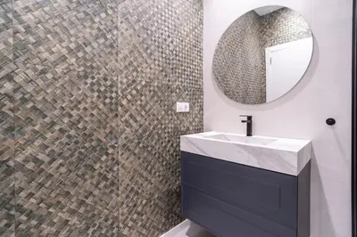 a bathroom with a sink and a mirror at VLC HOST - Palleter in Valencia