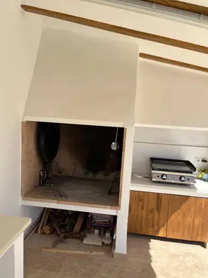 a kitchen being remodeled with a wall in a room at Villa 20min Valencia - Playas in San Antonio de Banageber