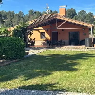 Casa en la naturaleza de Chella