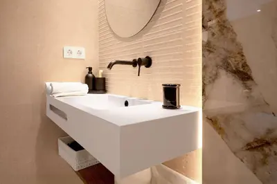 a bathroom with a white sink and a mirror at SariStays Valencia Finca Verde R in Valencia