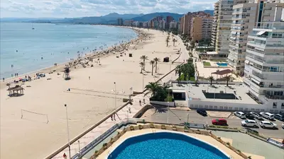 an aerial view of a beach and the ocean at Résidence El Prado in Cullera