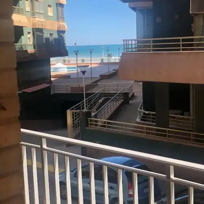 Apartamento con vistas a la playa