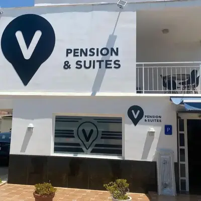 V Pension & Suites