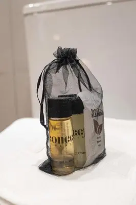 a bag of food sitting on top of a table at Rubio Rooms by Concept in Valencia