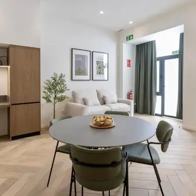 Boutique Room - One Tower