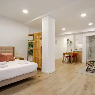 Bright & Modern Apartment - Rose y Maya