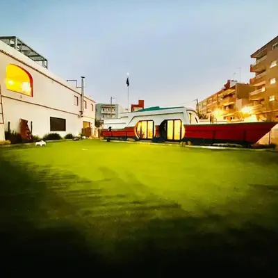 Barco - casa con jardín privado frente al mar