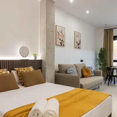 FLORIT FLATS - The Maritim Studios