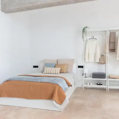 Manya Valencia by Concept Flats