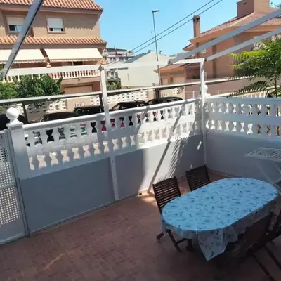 Apartamento Canet de Berenguer con terraza exterior a 100m de la playa