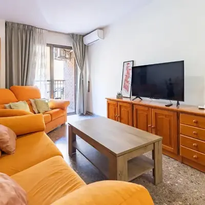 Invalencia - Yecla flat with terrace
