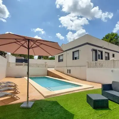 Amazing Home In Turís