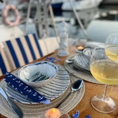 Unique Experience in Sailboat! In The 4 Seasons!! B shi