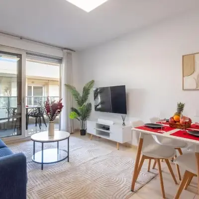 Valencia Beach Vibe - Oceanfront escape