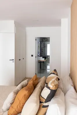 a white couch with pillows on it in a room at Valencia Leones by Concept Flats in Valencia