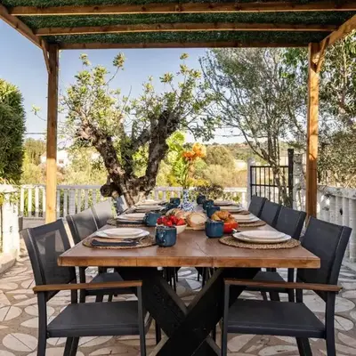Casa Rosa Longterm Living and Workspace