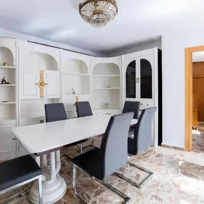 2BR Apartment in Valencia's Old Town
