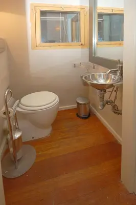 a bathroom with a toilet and a sink at Beds & Breaks Ravel I in Valencia