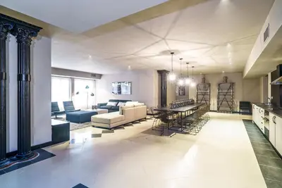 a living room with a couch and a table at Valencia Luxury - Boutique Paz in Valencia
