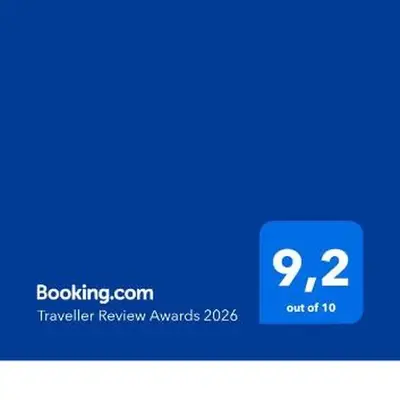 Apartamentos Hiedra y Tapinería Mercado Central