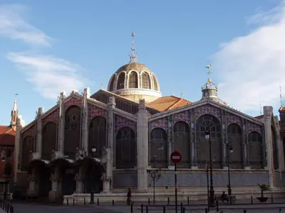 a large building with a dome on top of it at B&B El Mercat in Valencia