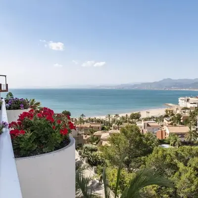 Villas Cap Blanc Ii