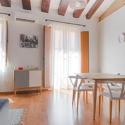 Invalencia - Baja Flat