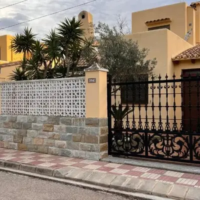 Precioso chalet en la playa de Tavernes de la Valldigna