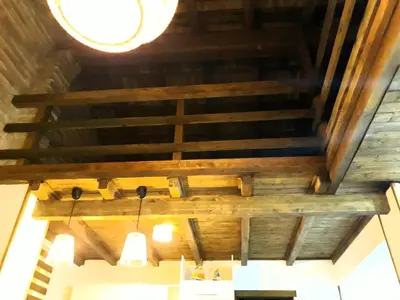 a view of the wooden ceiling of a restaurant at Preciosa Casita Cerca Del Mar in Valencia