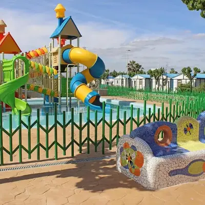 Camping y Bungalows Monmar